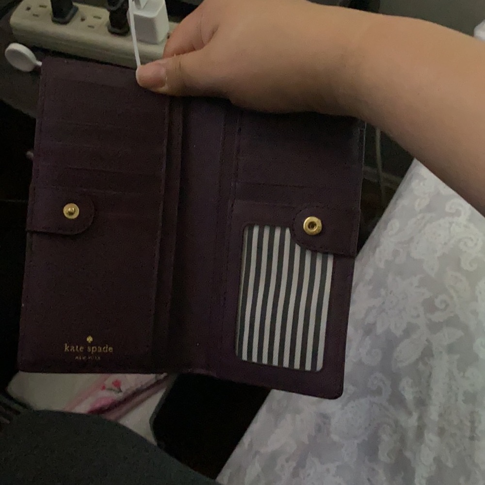Kate Spade wallet!! - Picture 2 of 3